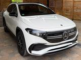 Mercedes-Benz EQA 250 AMG Line, AHK, Panorama-Schiebedach - Mercedes-Benz EQA von privat
