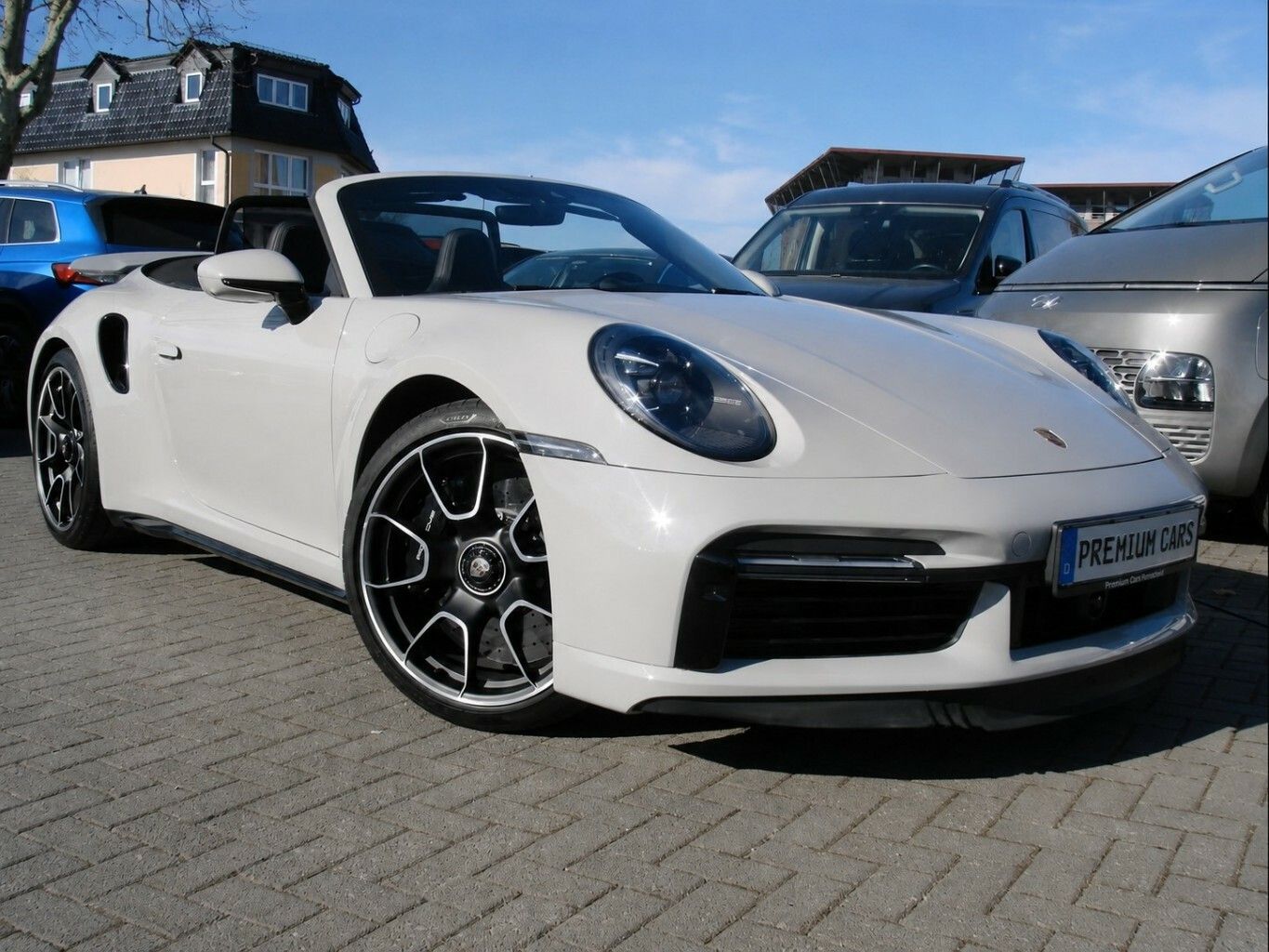 PORSCHE 992 Turbo S Matrix Burmester Keramik Lift ACC Me