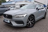 Volvo V60 B4 D Core|NAVIGATION|AHK|SHZG|R-CAM| - gebrauchte Volvo V60 aus dem Jahr 2023