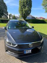 Volkswagen Passat Variant 2.0 TDI DSG 140kW Pano. Highline - Volkswagen Passat Variant: Von Privat