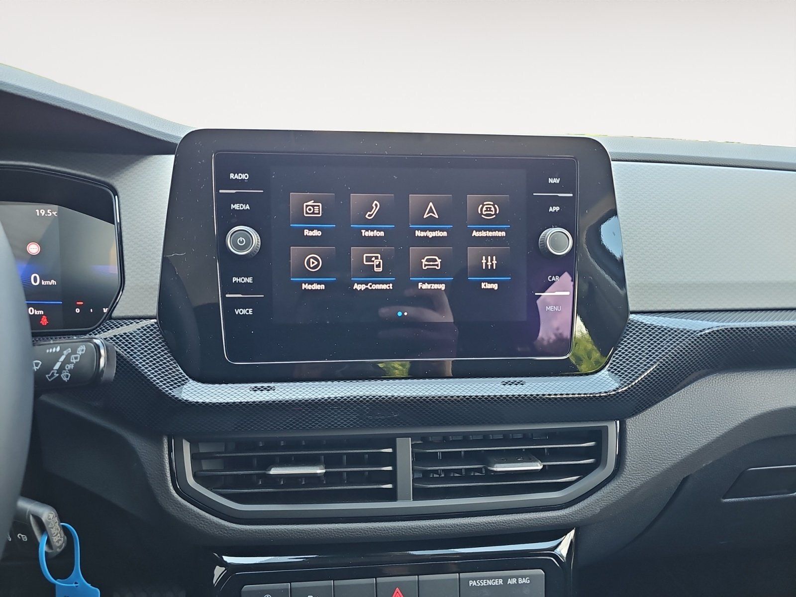 Volkswagen T-Cross - Bild 14