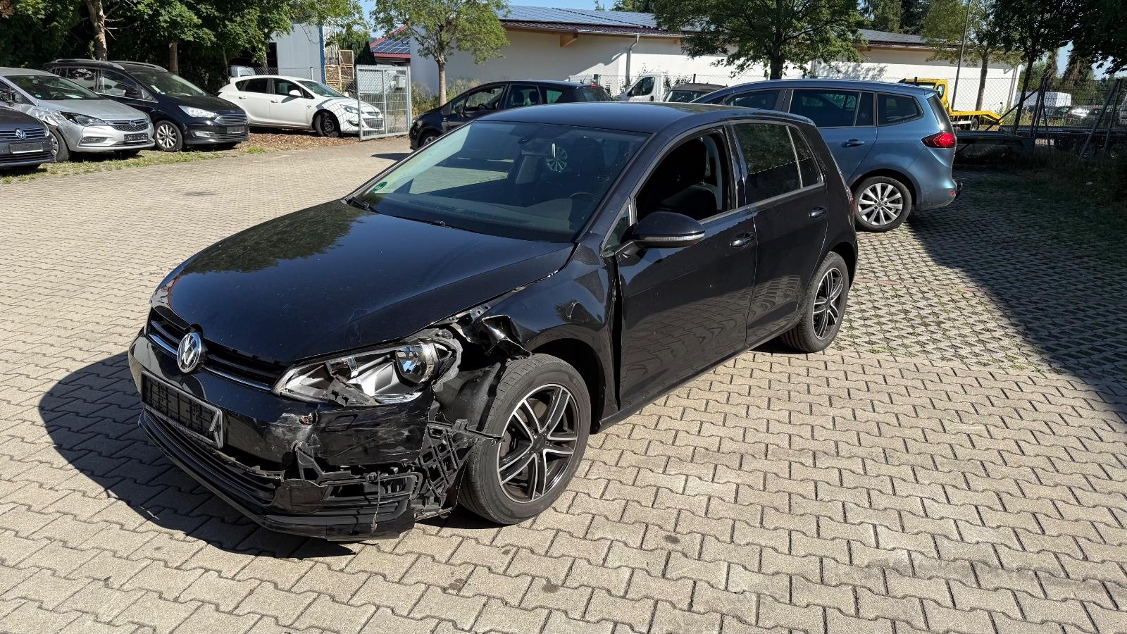 Volkswagen Golf VII Lim. Comfortline BMT  1,6L Klima Navi