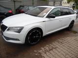 Skoda Superb Combi 2.0 TSI DSG Sportline 4x4 Pano - Skoda Superb Unfallwagen