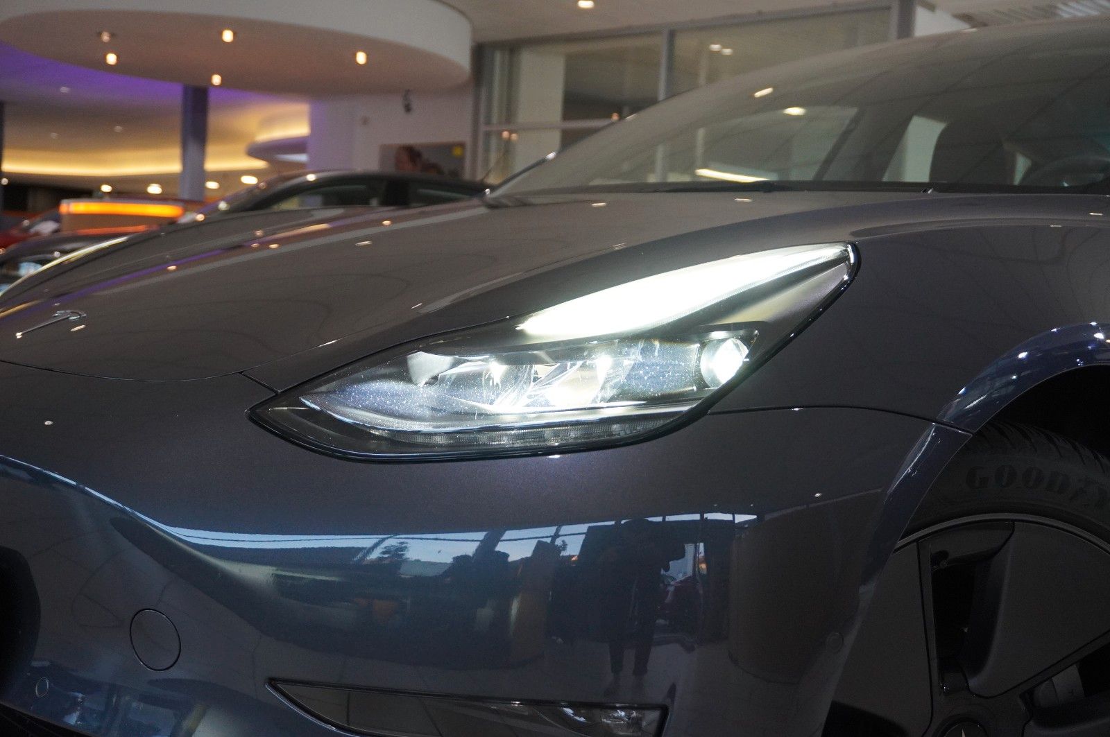 Fahrzeugabbildung Tesla Model 3 LONGRANGE DUAL-MOTOR NAVI/KAMERA/SHZ/AMD