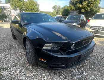 Ford Mustang - 8