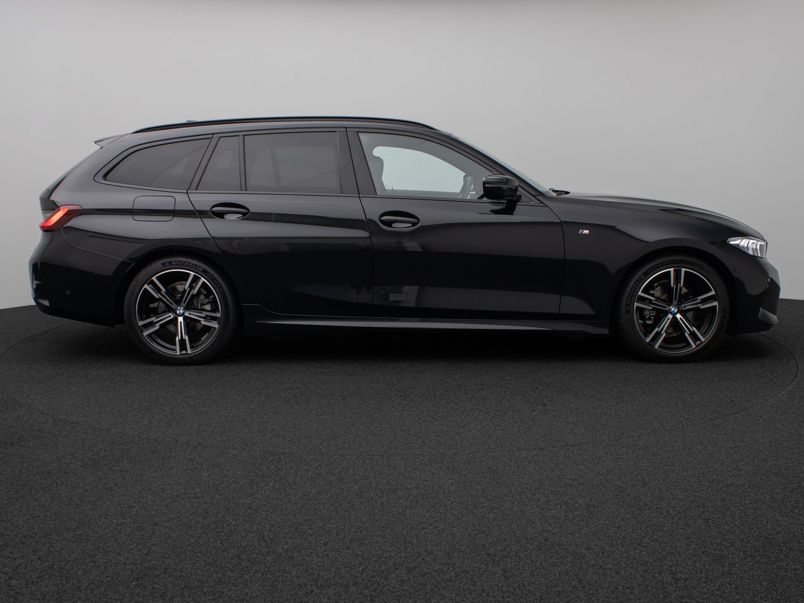 Fahrzeugabbildung BMW 318i M Sport Kamera DAB Lenkrhzg Komfort Alarm