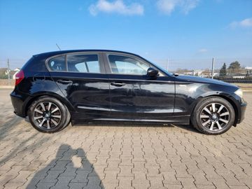 BMW 118 - 6
