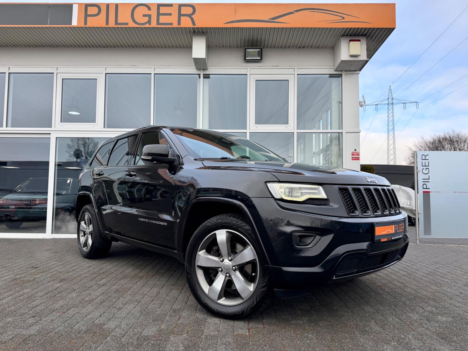 Jeep Grand Cherokee Pano*Kam*Leder*LED*Ahk*ACC*Lhz