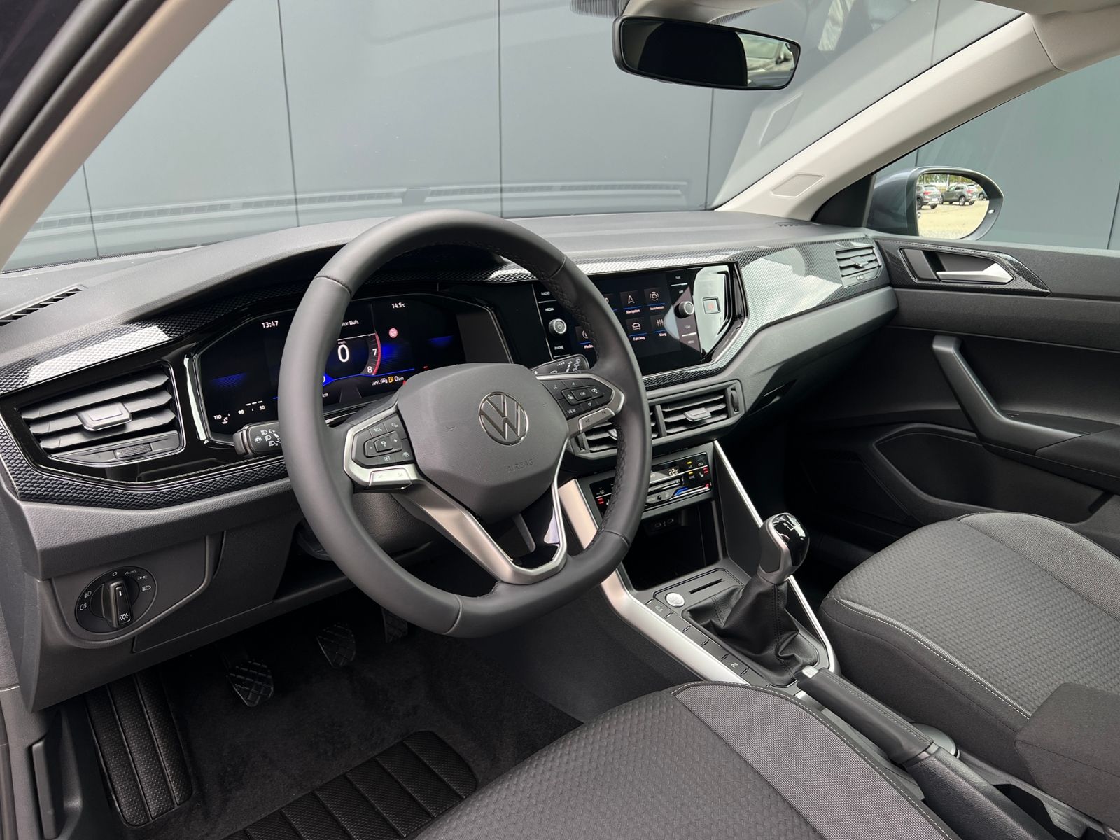 Fahrzeugabbildung Volkswagen Taigo Life 1.0 TSI *IQ.Light, ACC, Ready2Discove