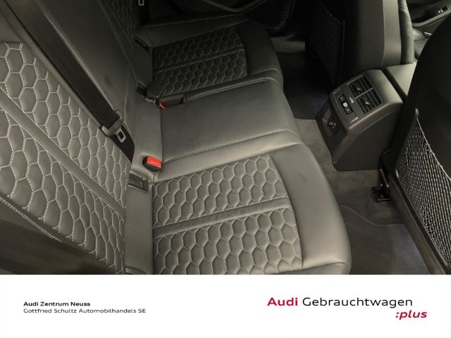 Audi RS4 - Bild 8