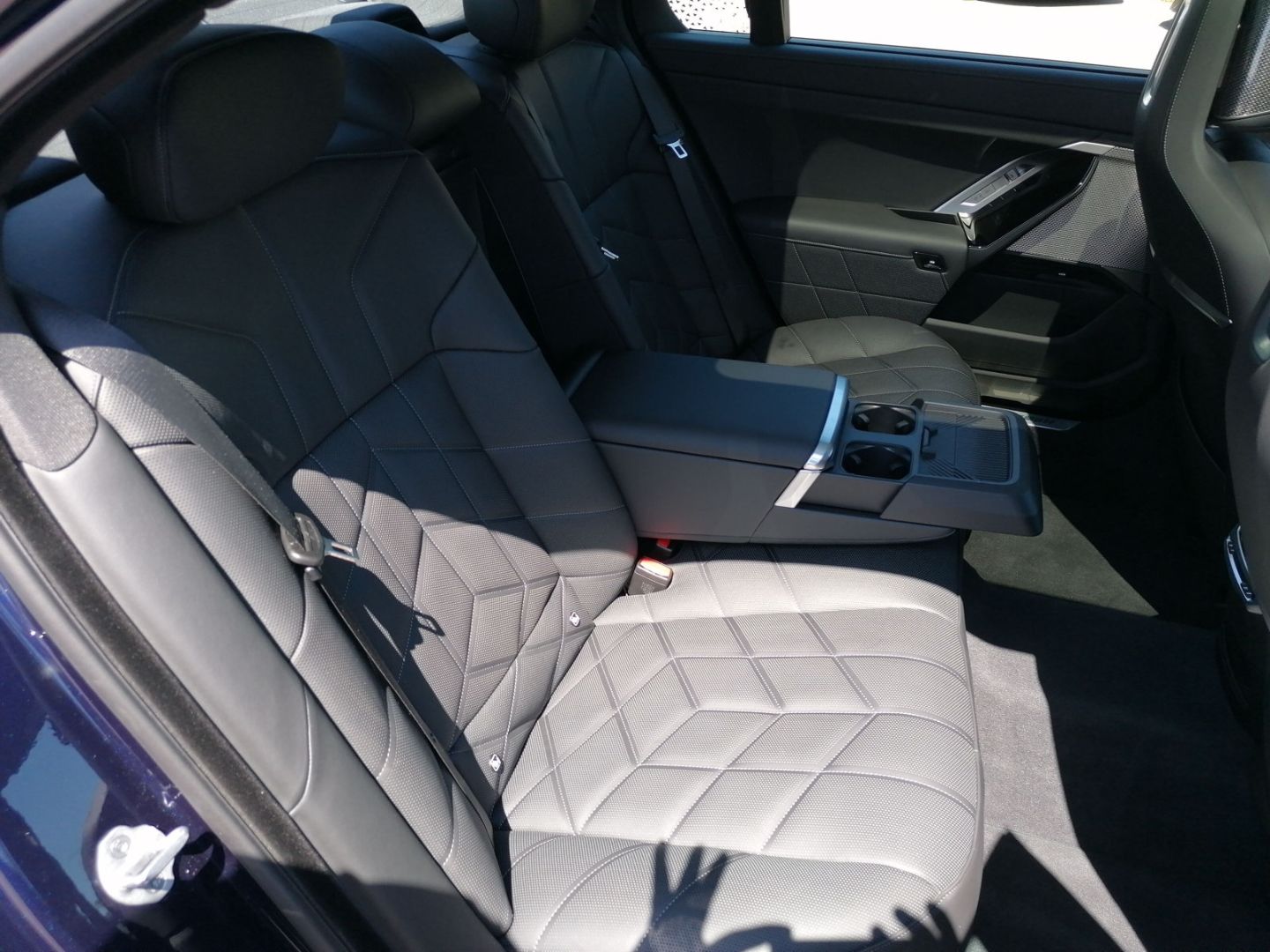 BMW 740 d xDrive Sportpaket Pro AHK HUD StandHZG foto 10