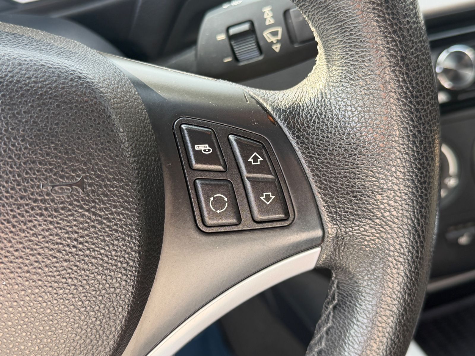 Fahrzeugabbildung BMW 116i/II.Hand/Sitzheizung/Klima/PDC/16ZollAlu/