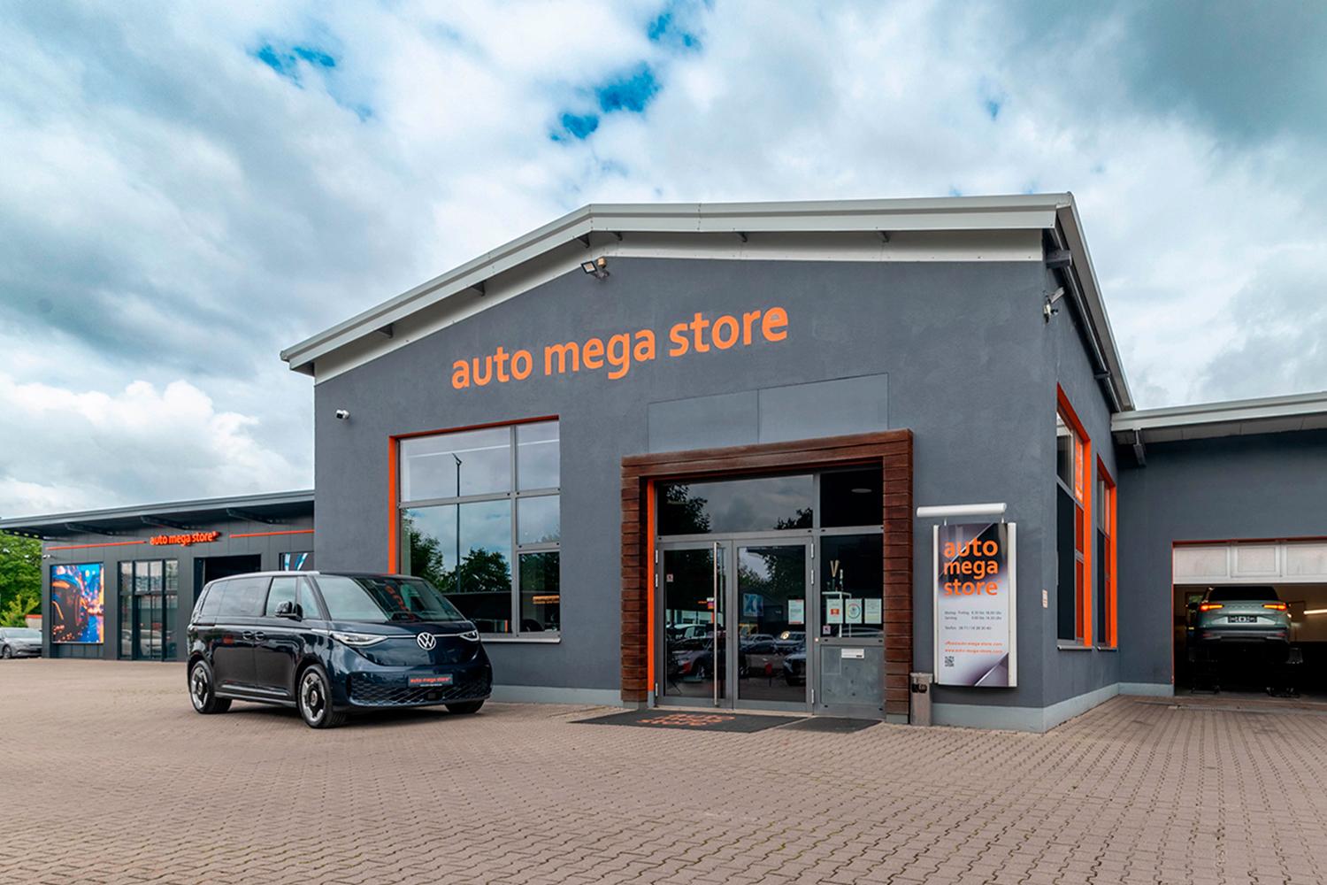 showroom-image-main