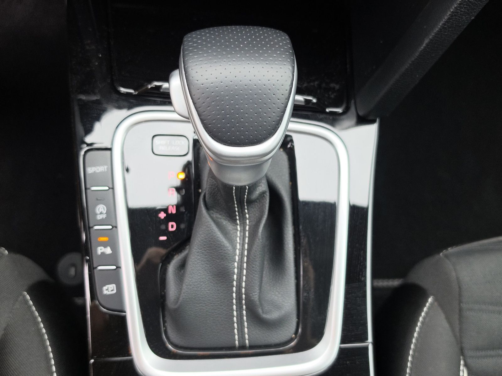 Fahrzeugabbildung Kia pro cee'd / ProCeed GT-Line LED NAVI KAMERA DAB