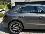 Porsche Macan Turbo Turbo - Porsche Gebrauchtwagen in München