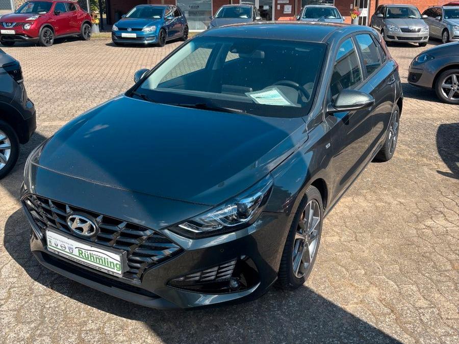 Hyundai i30 Trend Mild-Hybrid, Allwetterreifen