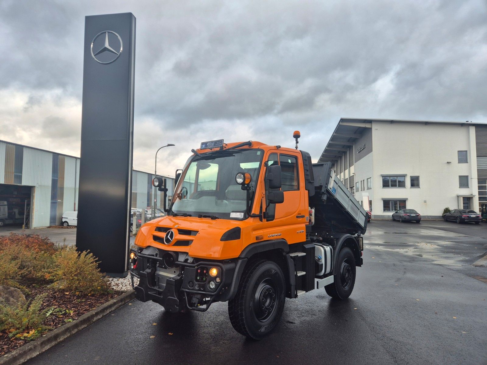 Fahrzeugabbildung Mercedes-Benz U 218 4x4 Winterdienst, Hydrostat, Zapfwelle