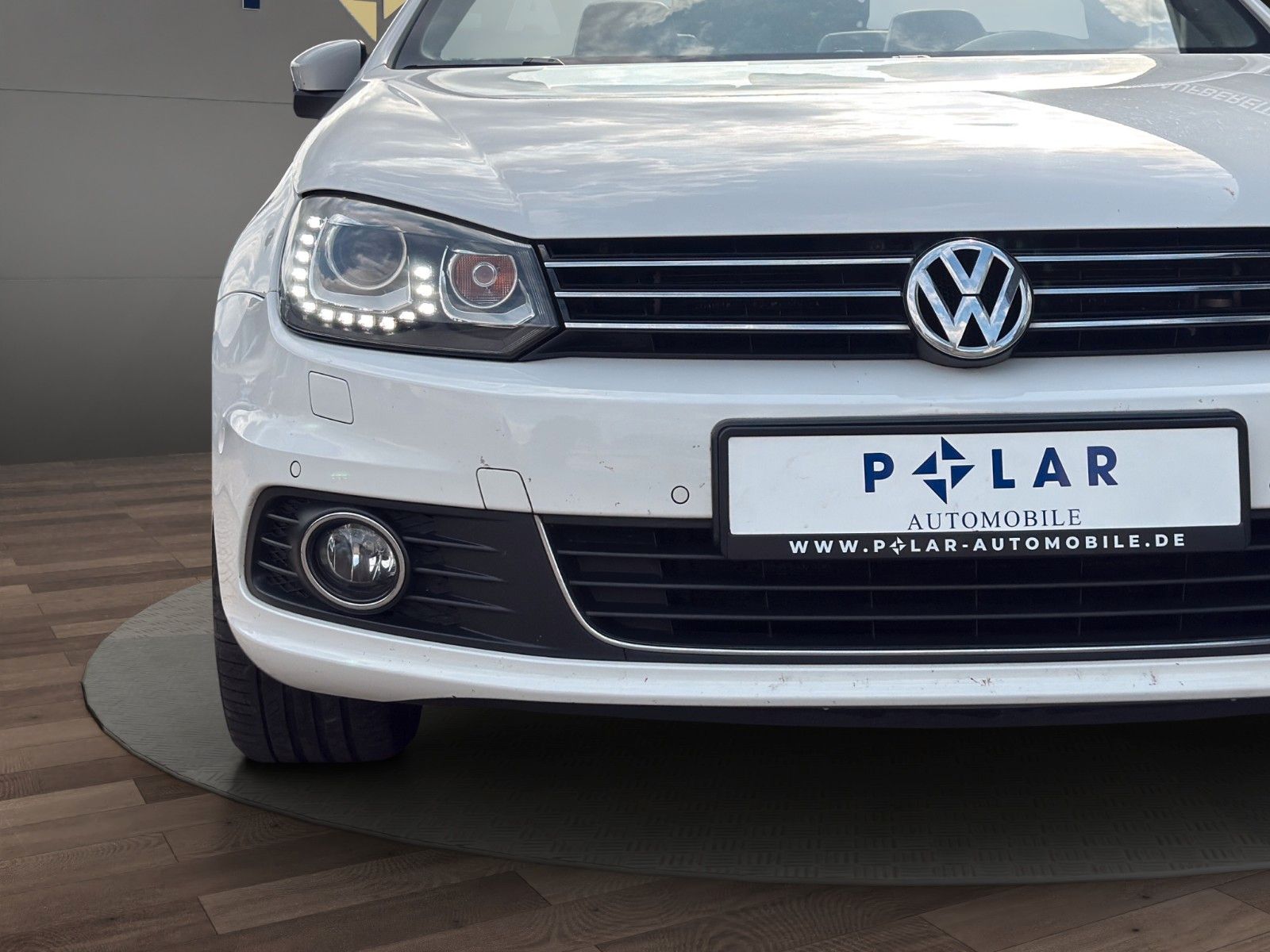 Fahrzeugabbildung Volkswagen Eos Sport&Style *Pano*Kamera*Bi-Xen*Parklenkass*