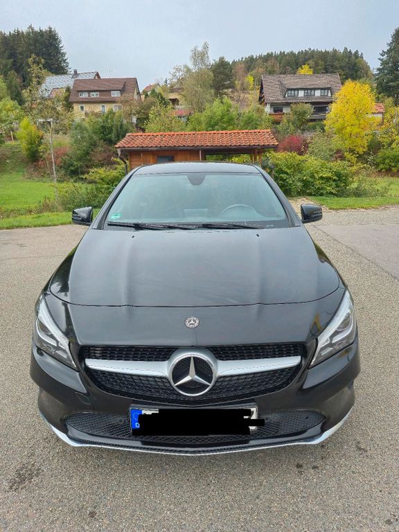 Image of Mercedes-Benz CLA 200 Shooting Brake