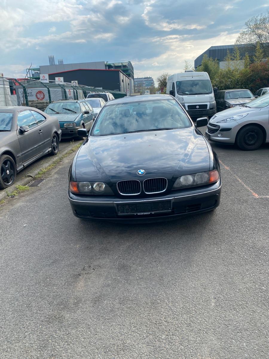 BMW 520i Automatik TÜV 05-2028