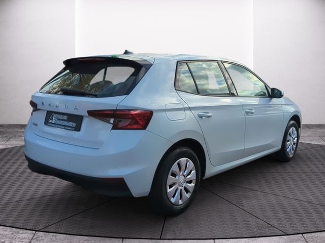 Fahrzeugabbildung SKODA Fabia 1.0 MPI Essence KLIMA SITZHZG PDC