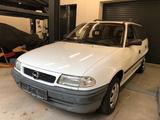 Opel Astra F Caravan Oldtimer - Opel Astra aus 1995