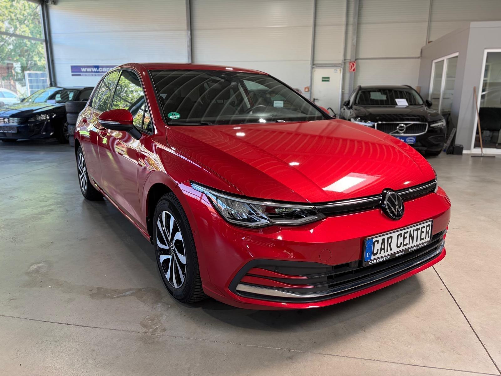Volkswagen Golf VIII Lim. Active eTSI Navi|LED|StHZ|ACC|PDC