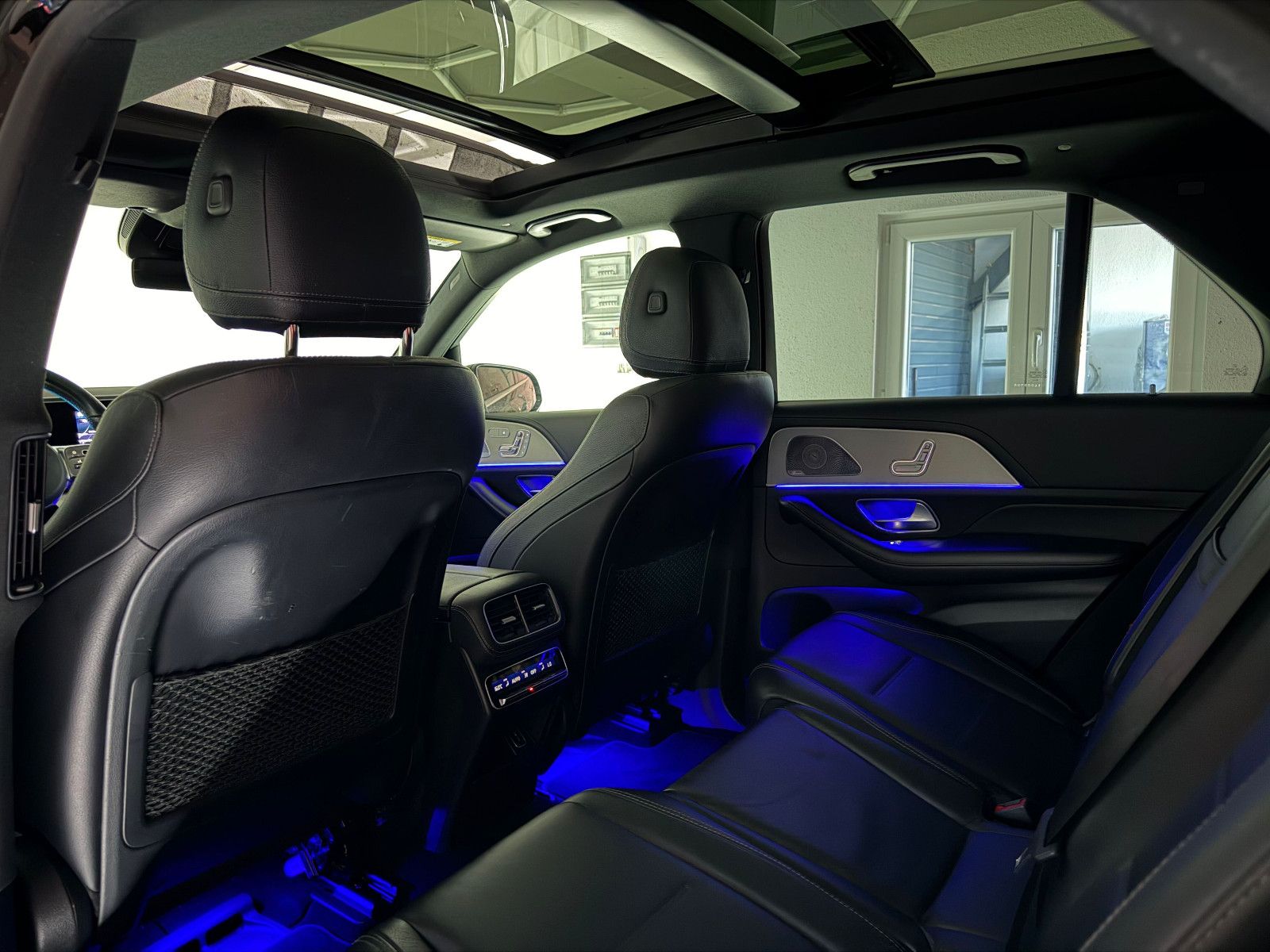 Fahrzeugabbildung Mercedes-Benz GLE 300 d 4MATIC AMG-LINE/PANO/BURMESTER/7-SITZ