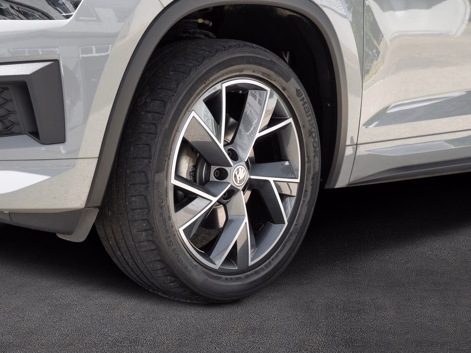 Skoda Kodiaq Sportline AHK Business-P. Amundsen DAB+