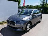 Skoda Fabia Selection 1.0 TSI *NAVI-ÜBER-SMARTLINK*PDC - Skoda Fabia: Limousine