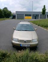 Volkswagen Bora - Volkswagen Bora mit Benzin-Antrieb: Kombi
