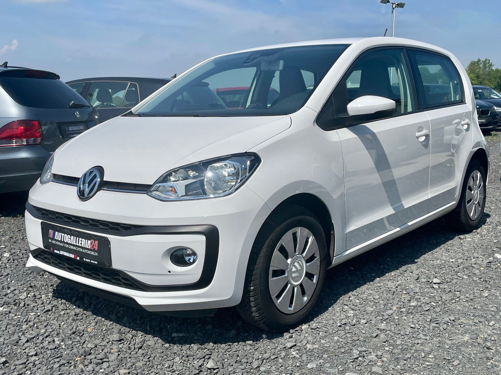 Fahrzeugabbildung Volkswagen up! move up! Klimaauto Tempomat Freisprech SHZ