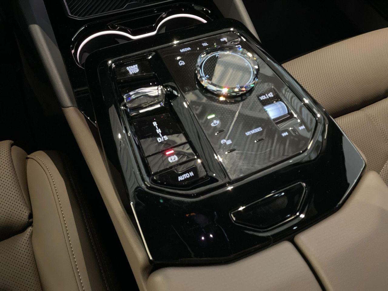 BMW 520d Sportpaket Bluetooth HUD Navi LED Klima PDC