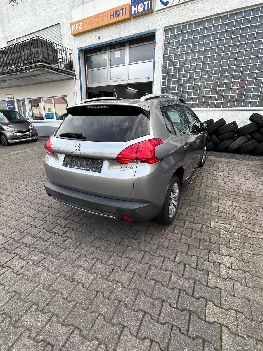 Peugeot 2008 Active e-HDi 92 STOP & START Active