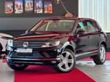 Volkswagen Touareg V6 TDI 4M BiXenon 360° Leder Navi 20" - : Geländewagen, V6