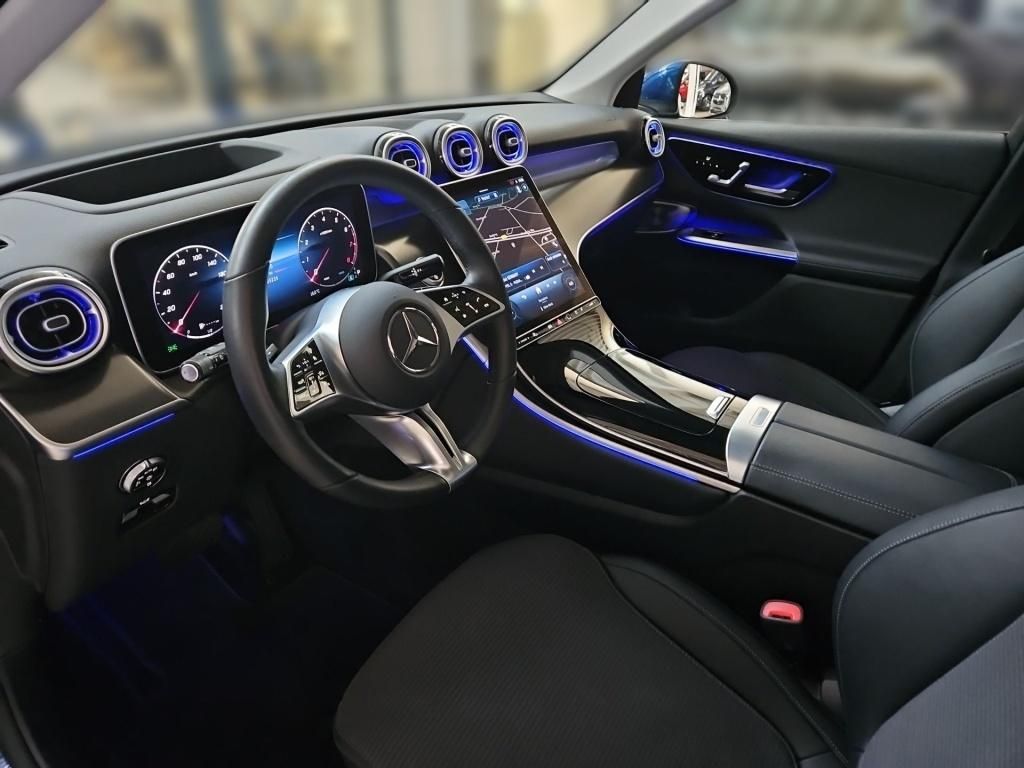 Fahrzeugabbildung Mercedes-Benz GLC 200 4M Avant AHK Pano HUD 360° LED Burmester