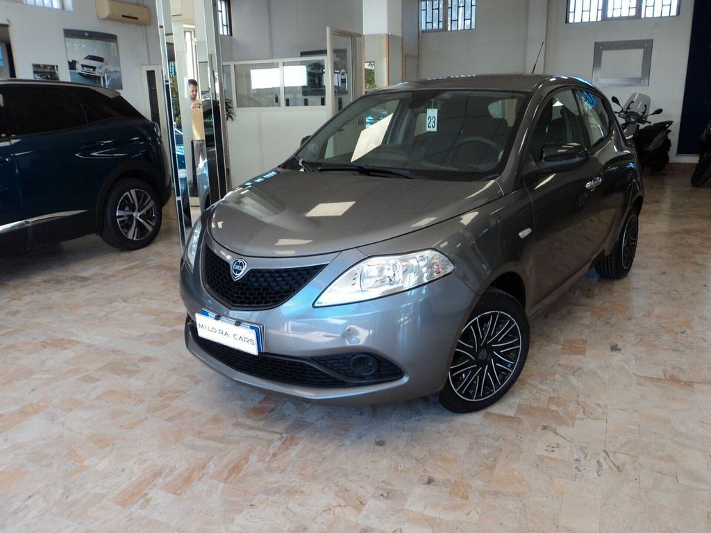 Image of Lancia Ypsilon