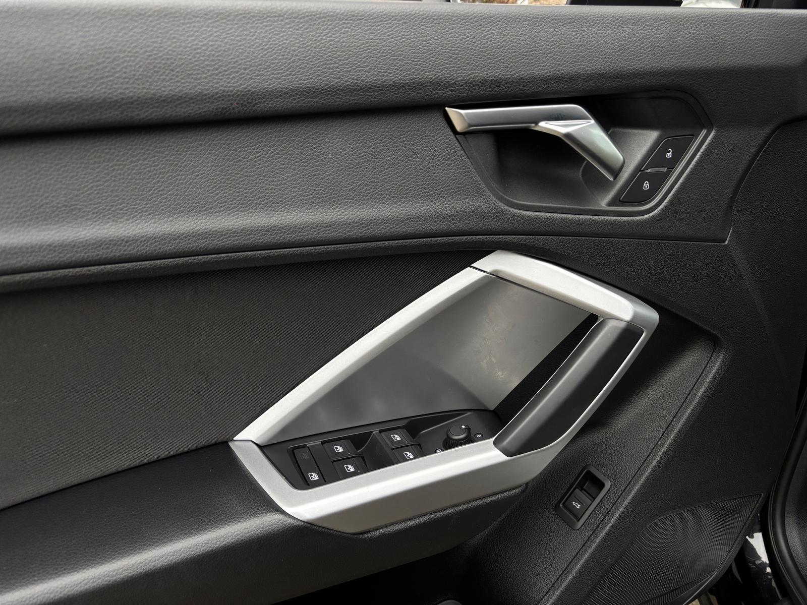 Audi Q3 35 TFSI advanced ACC virtual Sound CarPlay, миниатюра 17