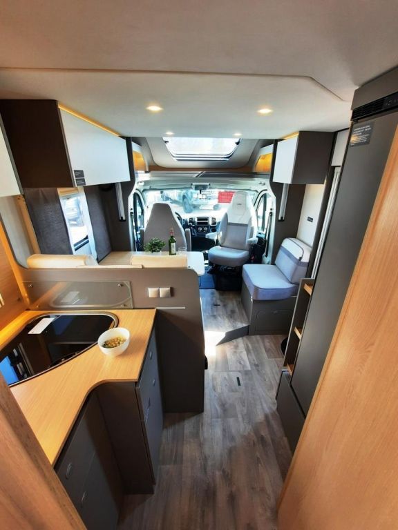 Fahrzeugabbildung LMC Tourer Lift H 730 G Verfüg./Sparen Sie 7.401,- €