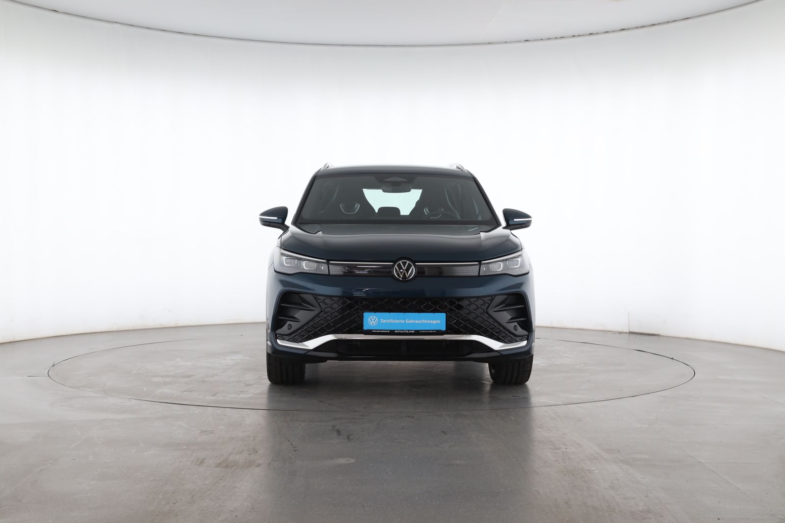 Volkswagen Tiguan 2.0 TSI DSG 4MOTION R-Line NAVI AHK foto 5