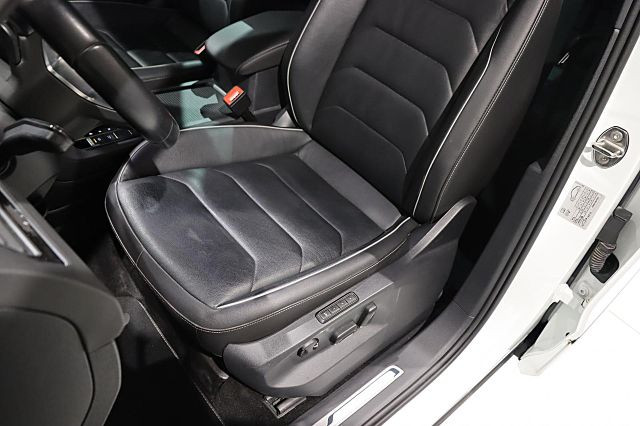 Tiguan 2.0 TSI 4Motion R-Line Pano Dynaudio Lede