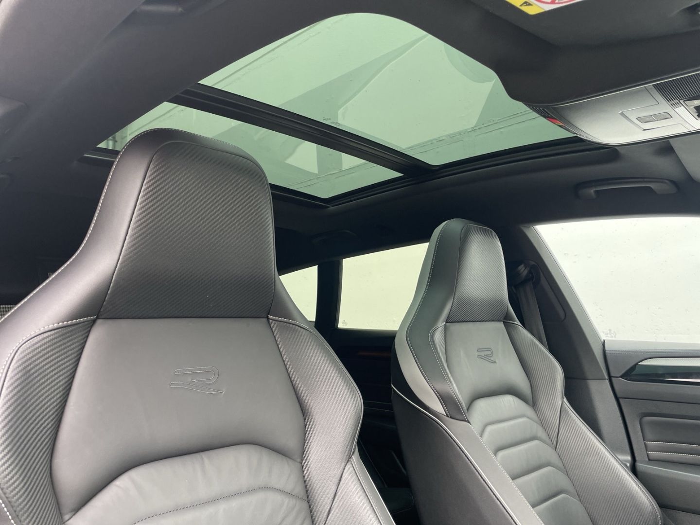 Arteon Shooting Brake 2.0TDI R-Line 4Motion Pano