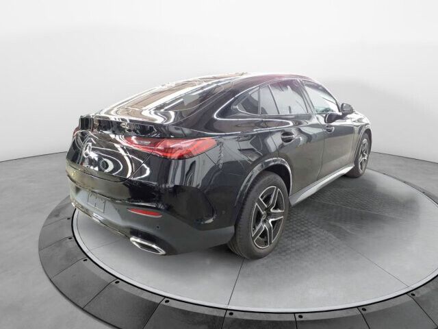 Mercedes-Benz GLC 200 AMG Line 4MATIC Coupé Ambiente Park-Pake foto 2