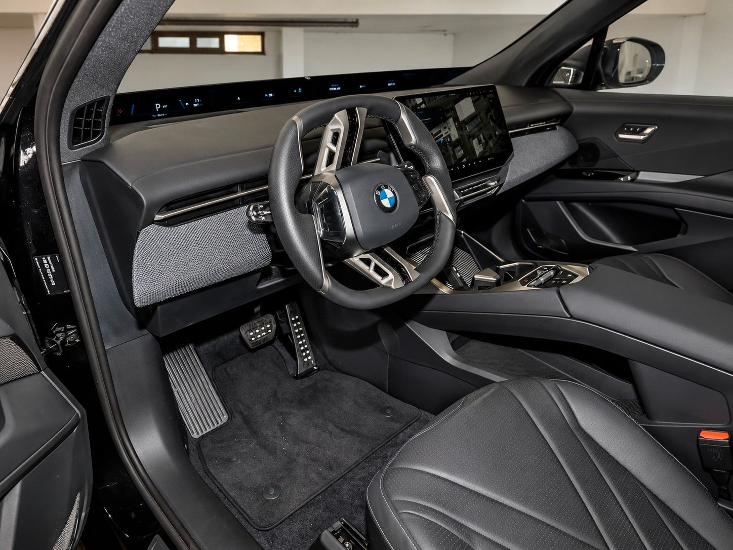 BMW iX3 50 xDrive foto 4