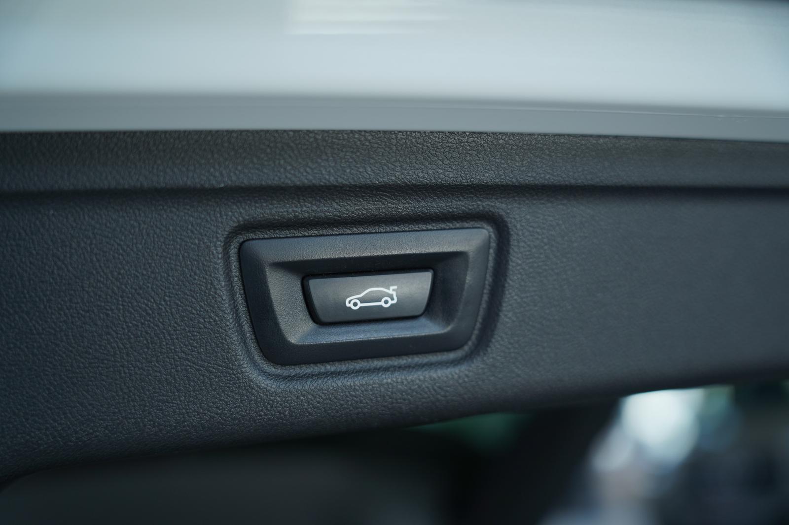 BMW M340i Touring xD *2.H *19 *Pano *Memory *HiFi