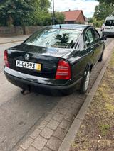 Skoda Scoda superb 1.9tdi motor getribe ok - Skoda Superb mit Diesel-Antrieb: Limousine, 1.9