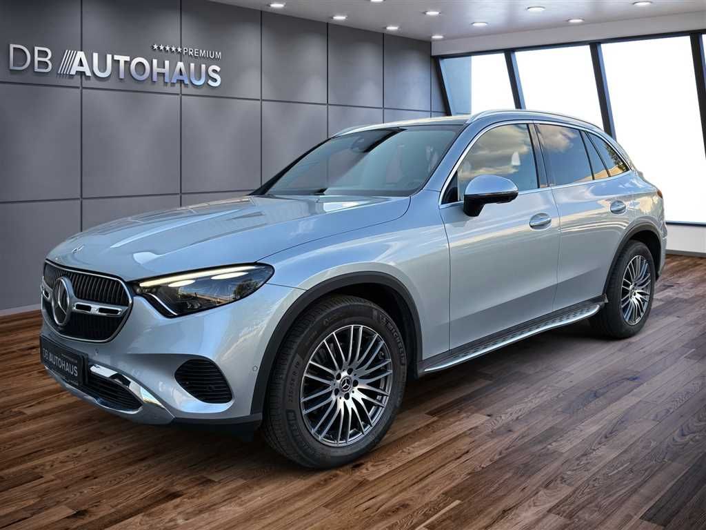 Image of Mercedes-Benz GLC 220