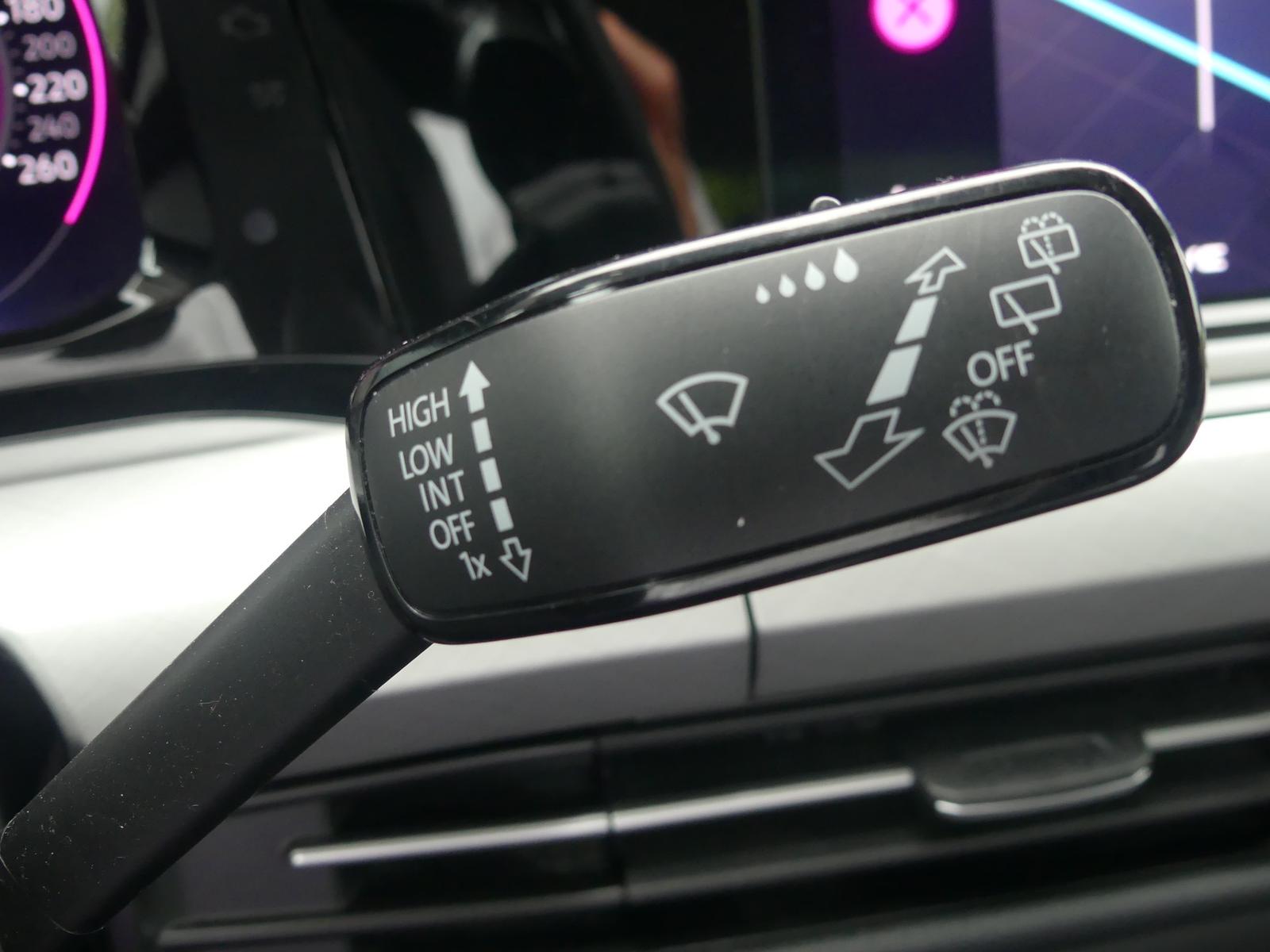 Volkswagen Golf VIII Variant Life eTSI LED Navi ACC AHK PDC, миниатюра 21