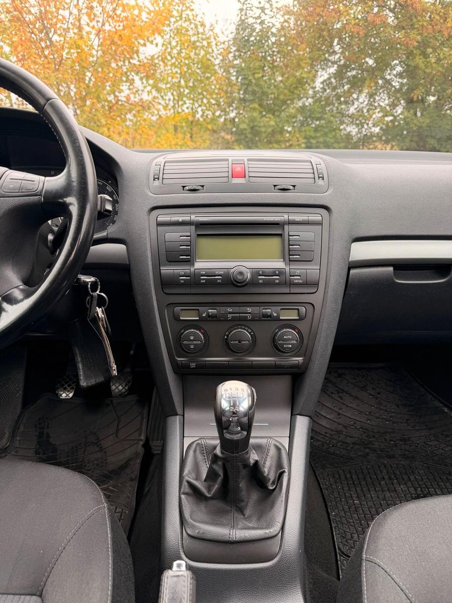 Skoda Octavia 2006 — photo 9