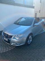 Volkswagen VW EOS in einem neuwertigen Zustand - Volkswagen Eos in Frankfurt (Main)